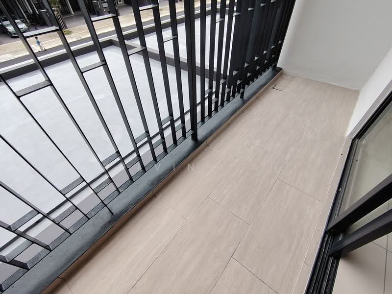 Rumah Bandar untuk Dijual di Shah Alam (Selangor) - Kelvin Lian - Balcony - PropertyGuru.com.my