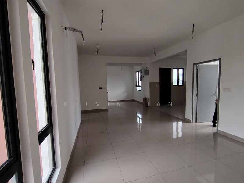 Rumah Bandar untuk Dijual di Shah Alam (Selangor) - Kelvin Lian - Living & Dining - PropertyGuru.com.my