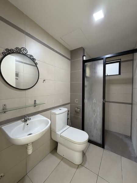 Condominium for Rent at The Z Residence - Elvis Chan - Common Bathroom - PropertyGuru.com.my