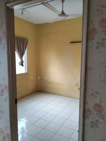 Flat for Sale at Taman Bukit Kenangan - Addy Ng - Interior - PropertyGuru.com.my