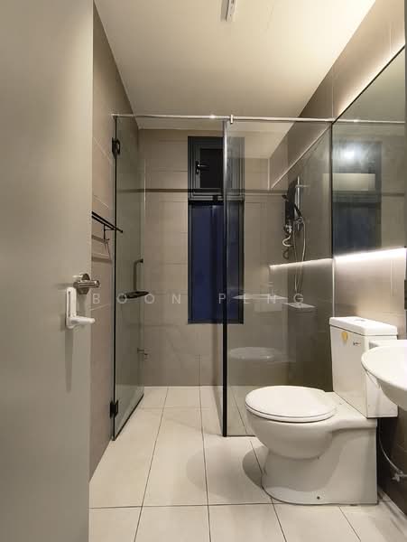 Servis Apartment untuk Dijual di The Era @ Duta North - Boon Peng - Bathroom - PropertyGuru.com.my