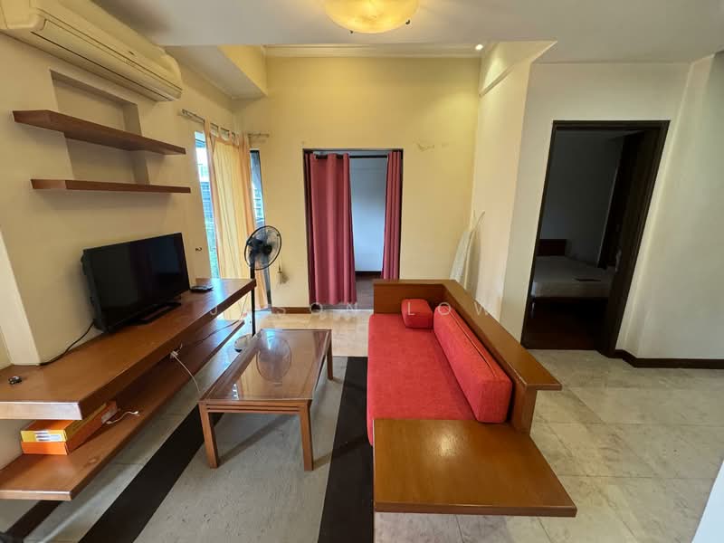 Kondominium untuk Disewa di 10 Semantan Suites - Jason Low - Living Room - PropertyGuru.com.my