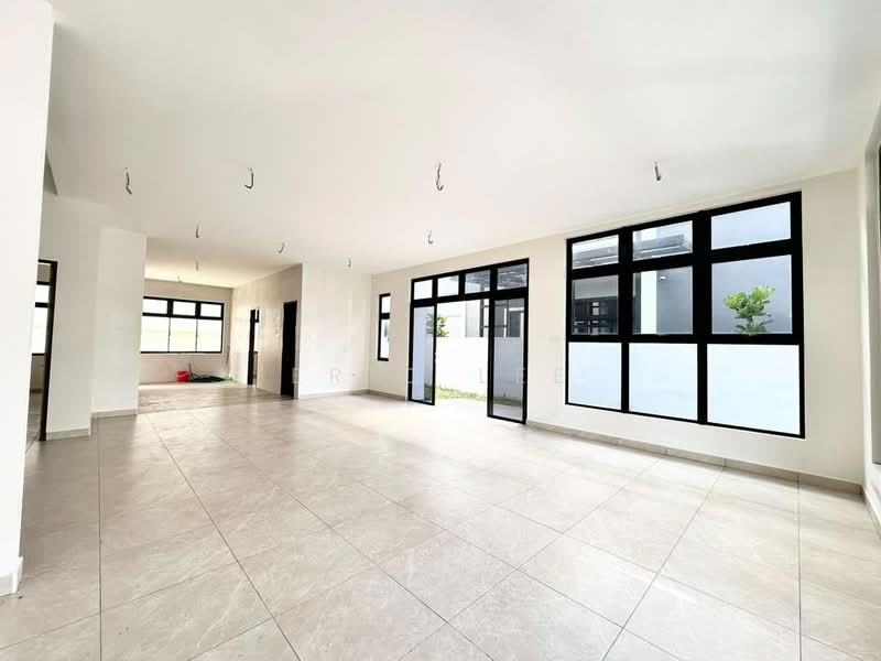 Rumah Berkembar untuk Dijual di Taman Nusa Sentral (Iskandar Puteri (Nusajaya)) - Eric Lee - Living Room - PropertyGuru.com.my