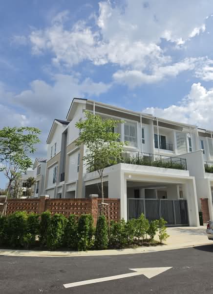 3-storey Terraced House for Sale in Tanjung Tokong (Penang) - ST Lim - Exterior - PropertyGuru.com.my