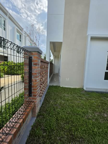 3-storey Terraced House for Sale in Tanjung Tokong (Penang) - ST Lim - Exterior - PropertyGuru.com.my