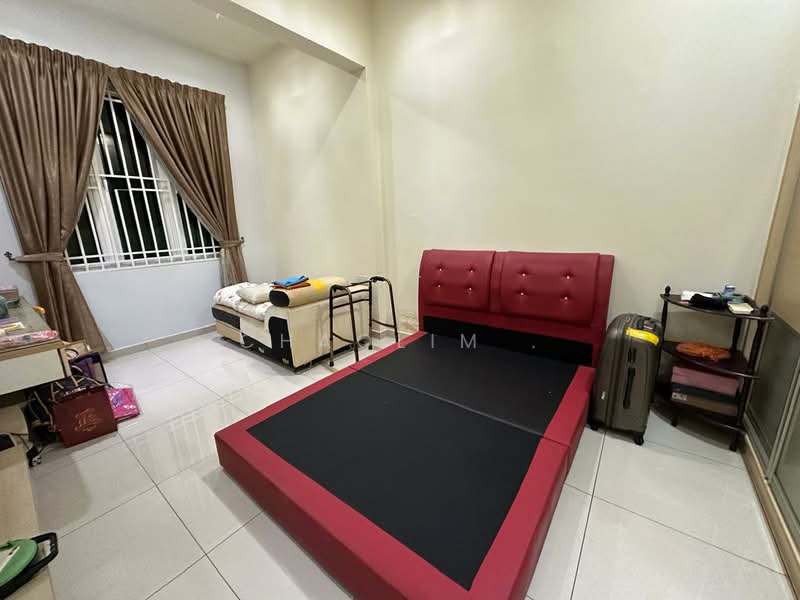 Semi-Detached House for Sale in Bandar Sungai Long (Selangor) - ChaoLim . - Bedroom - PropertyGuru.com.my