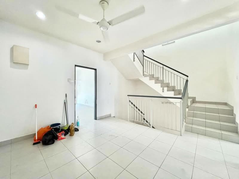 3-storey Terraced House for Sale in Taman Aman Permai (Bangi) - Mahirah . - Interior - PropertyGuru.com.my