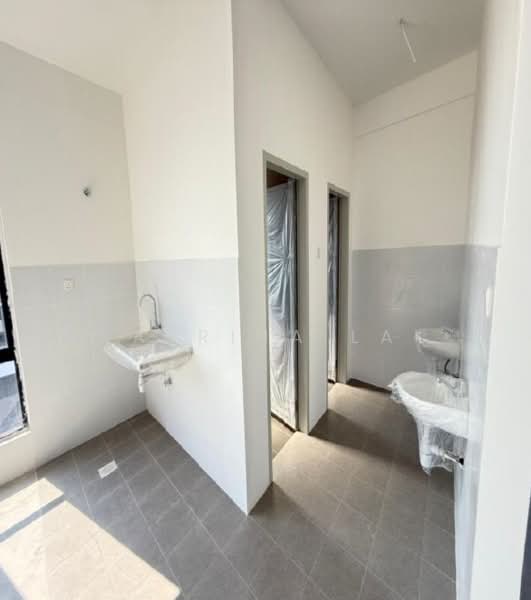 Shop for Rent in Setia Ecohill (Semenyih) - Katrina Lai - Bathroom - PropertyGuru.com.my