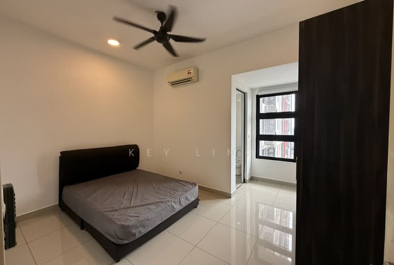 Service Residence for Sale at D'Aman Residences @ Puchong - Key Ling - Bedroom - PropertyGuru.com.my