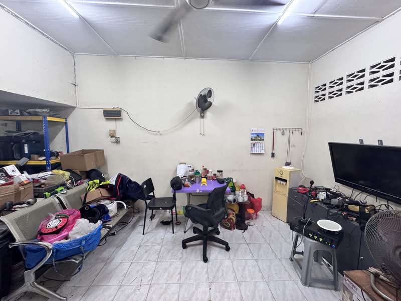 1-storey Terraced House for Sale in Taman Maluri (Cheras) - ChaoLim . - Interior - PropertyGuru.com.my