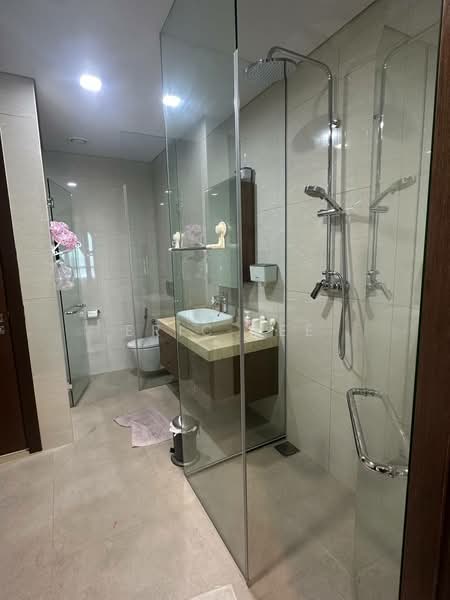 Servis Apartment untuk Dijual di Puteri Cove Residences - Eric Lee - Bathroom - PropertyGuru.com.my