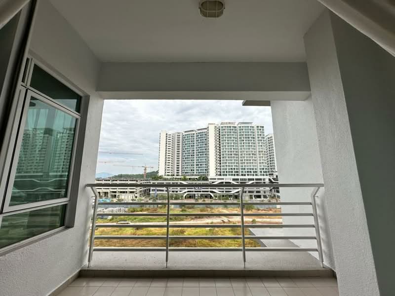 Condominium for Rent at BayStar Condominium - Xinnee . - Balcony - PropertyGuru.com.my