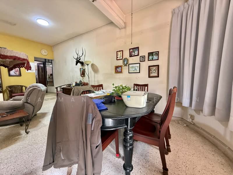 Rumah Teres 2 Tingkat untuk Dijual di Seputeh (Kuala Lumpur) - Salman Sharifudin - Living Room - PropertyGuru.com.my