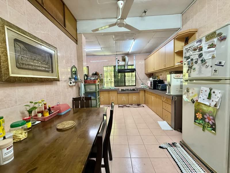 Rumah Teres 2 Tingkat untuk Dijual di Seputeh (Kuala Lumpur) - Salman Sharifudin - Kitchen - PropertyGuru.com.my