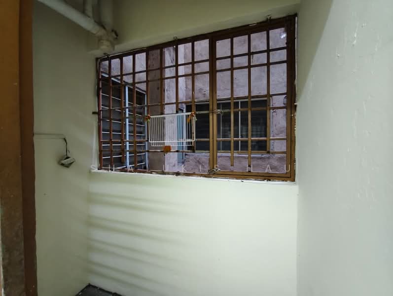 Pangsapuri untuk Disewa di Golden Villa - Shalukis Hau - Exterior - PropertyGuru.com.my