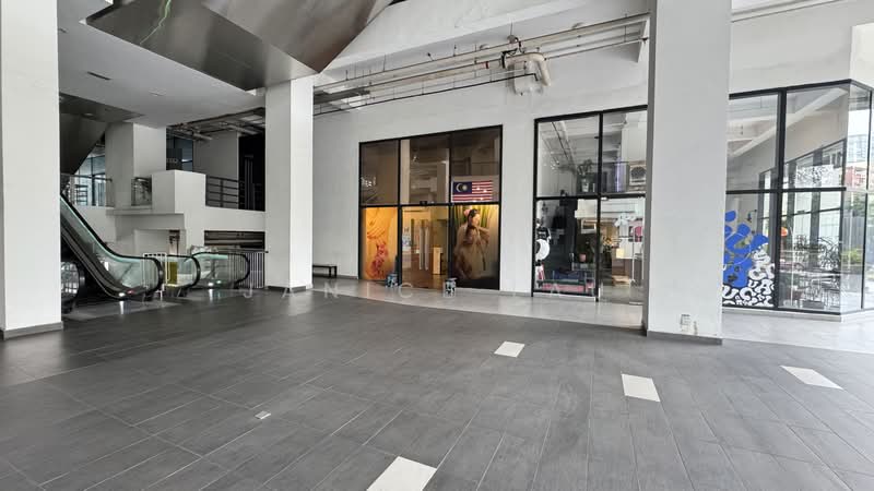 Kedai untuk Disewa di Bandar Sri Permaisuri (Cheras) - Janice Lau - Entrance - PropertyGuru.com.my