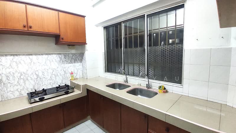 Condominium for Rent at Seri Cendekia - Charles Liyau - Kitchen - PropertyGuru.com.my