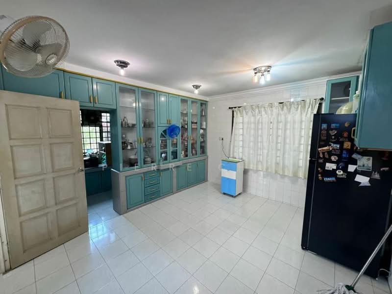 2-storey Terraced House for Sale in Taman Sri Putri (Skudai) - Pierre Chin - Kitchen - PropertyGuru.com.my