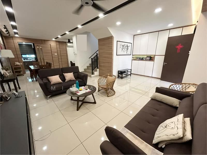2-storey Terraced House for Sale in Taman Austin Duta (Tebrau) - Michael Low - Living Room - PropertyGuru.com.my