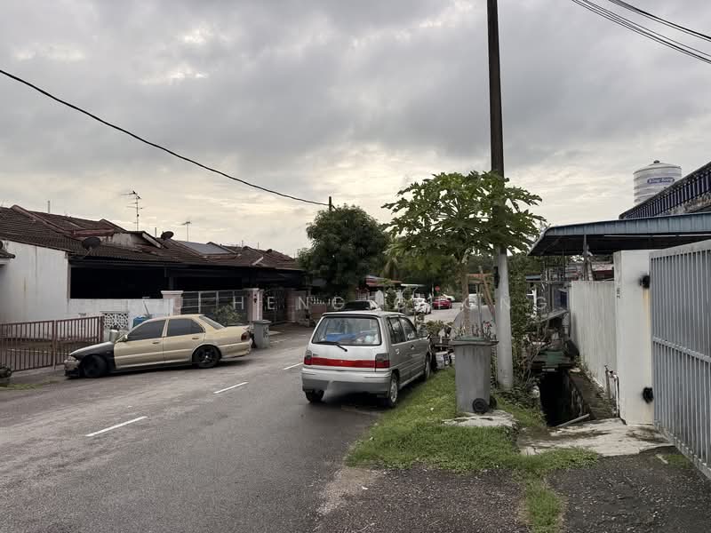 Rumah Teres 1 Tingkat untuk Dijual di Taman Kota Masai (Pasir Gudang) - Fu Heng Chong - Exterior - PropertyGuru.com.my