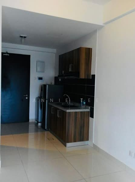 Service Residence for Sale at D'Inspire Residence (Inspira Bestari) - Annie Tee - Kitchen - PropertyGuru.com.my
