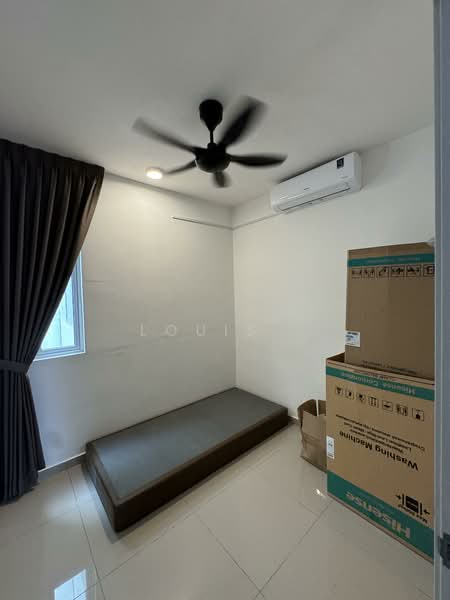 Condominium for Rent at Residensi Dutamas Dahlia - Louis . - Bedroom - PropertyGuru.com.my