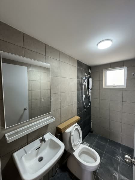 Condominium for Rent at Residensi Dutamas Dahlia - Louis . - Bathroom - PropertyGuru.com.my