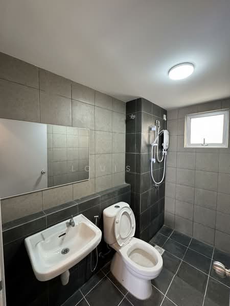 Condominium for Rent at Residensi Dutamas Dahlia - Louis . - Bathroom - PropertyGuru.com.my