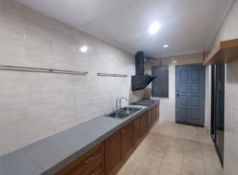 Rumah Teres 2 Tingkat untuk Dijual di Seksyen 19 (Petaling Jaya) - Victor Liew - Kitchen - PropertyGuru.com.my
