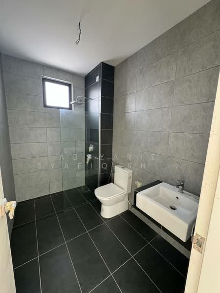 2-storey Terraced House for Sale in Alam Impian (Shah Alam) - Absyarie Syafiq Shahrin - Bathroom - PropertyGuru.com.my
