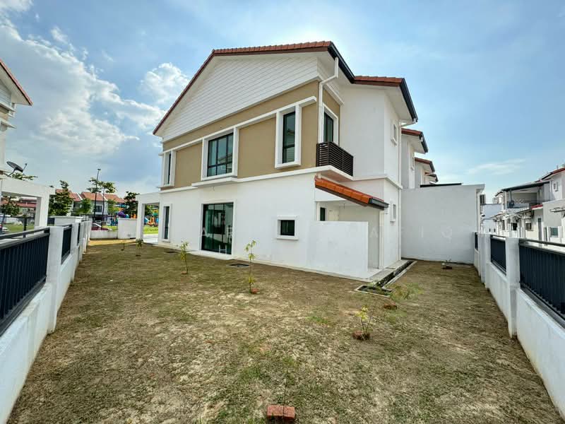 2-storey Terraced House for Sale in Alam Impian (Shah Alam) - Absyarie Syafiq Shahrin - Exterior - PropertyGuru.com.my