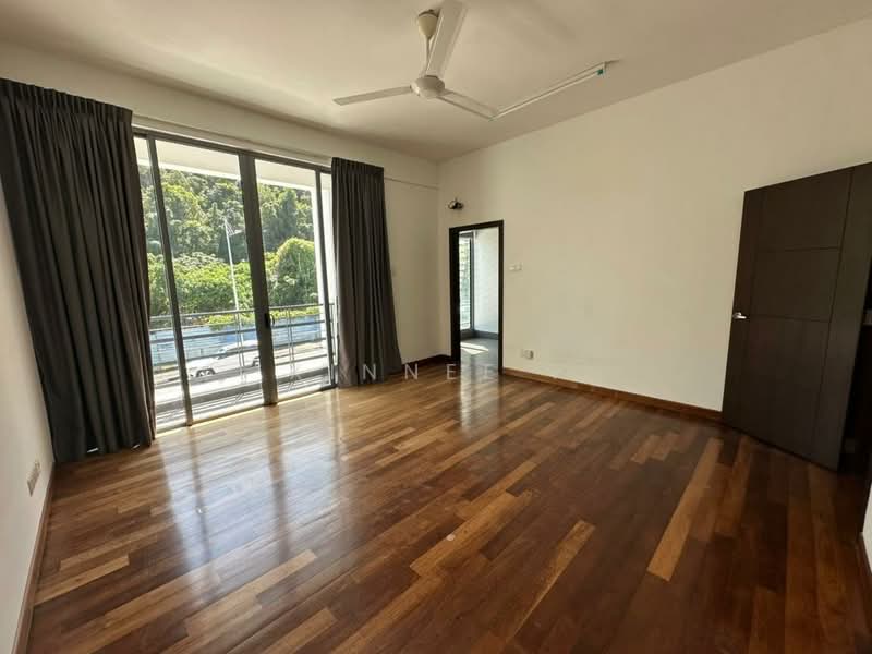 Rumah Teres 3 Tingkat untuk Disewa di Taman Sungai Ara (Sungai Ara) - Xinnee . - Living Room - PropertyGuru.com.my