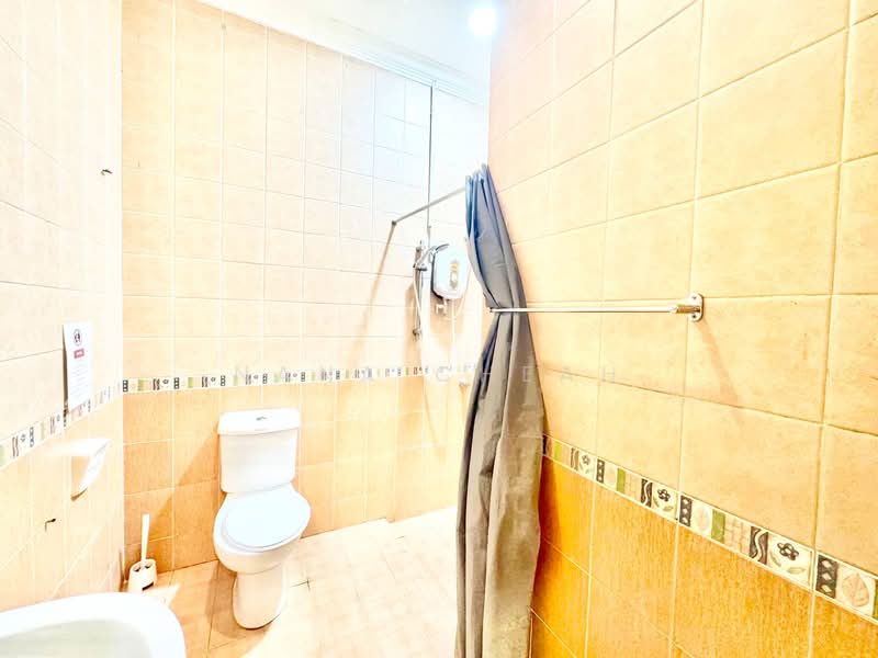 2-storey Terraced House for Sale in Seksyen 5 (Kota Damansara) - Nana Cheah - Bathroom - PropertyGuru.com.my