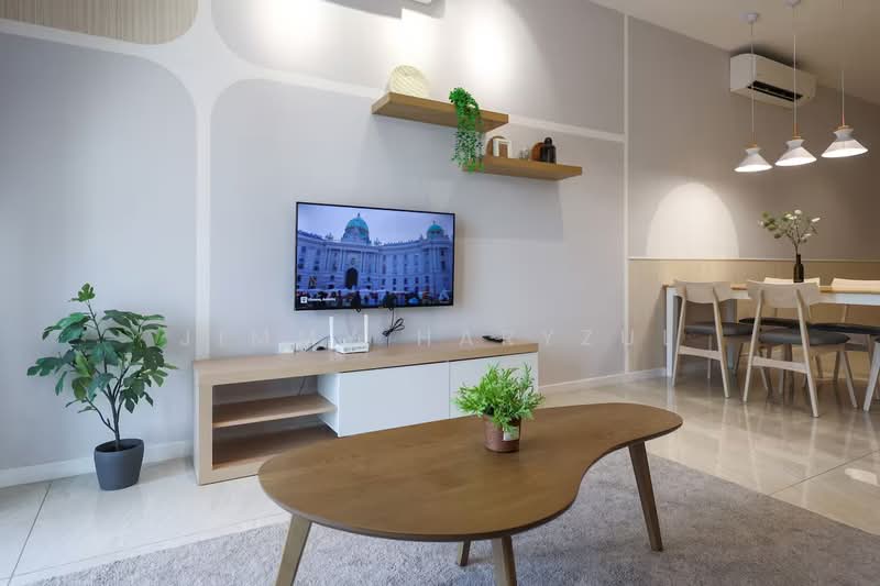 Servis Apartment untuk Disewa di Quill Residence - Jimmy Haryzul - Living Room - PropertyGuru.com.my