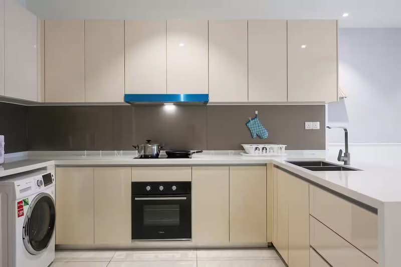 Servis Apartment untuk Disewa di Quill Residence - Jimmy Haryzul - Kitchen - PropertyGuru.com.my