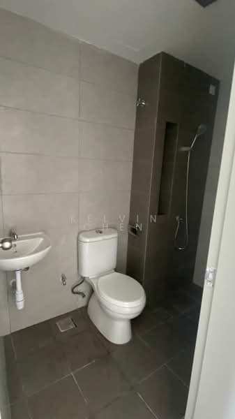 Kondominium untuk Disewa di MiNest Residence - Kelvin Chen - Bathroom - PropertyGuru.com.my