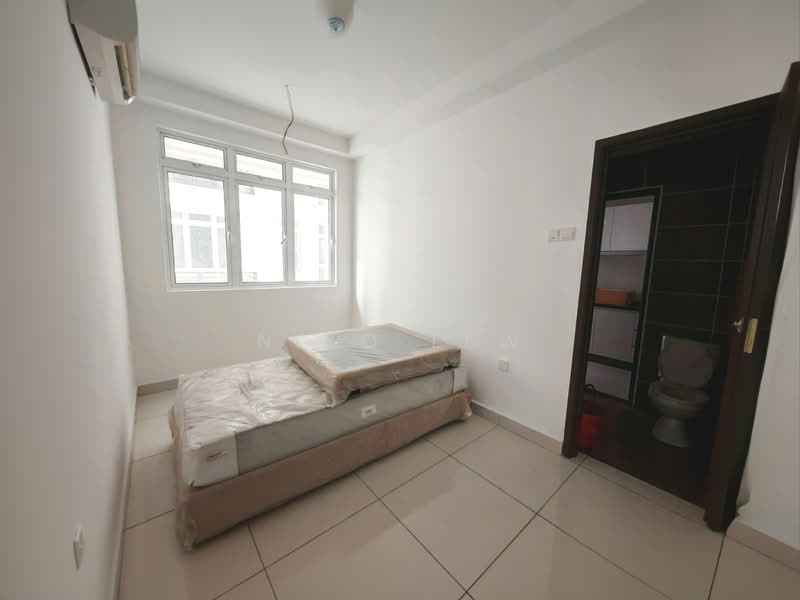 Servis Apartment untuk Dijual di KSL Residence @ Daya - Niko Lew - Bedroom - PropertyGuru.com.my