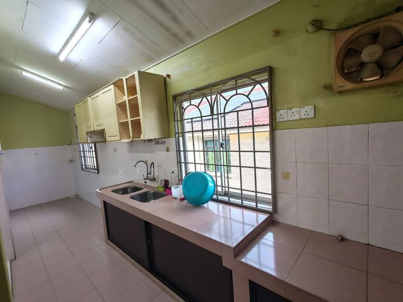 Rumah Teres 1 Tingkat untuk Dijual di Taman Saujana Indah (Bukit Katil) - King Song - PropertyGuru.com.my