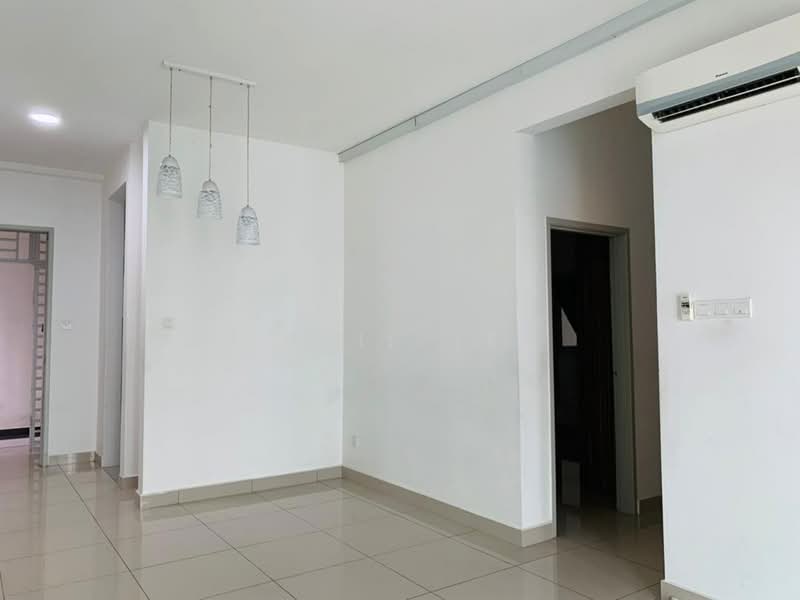 Service Residence for Sale at Seasons Amara Larkin - Annie Tee - Interior - PropertyGuru.com.my
