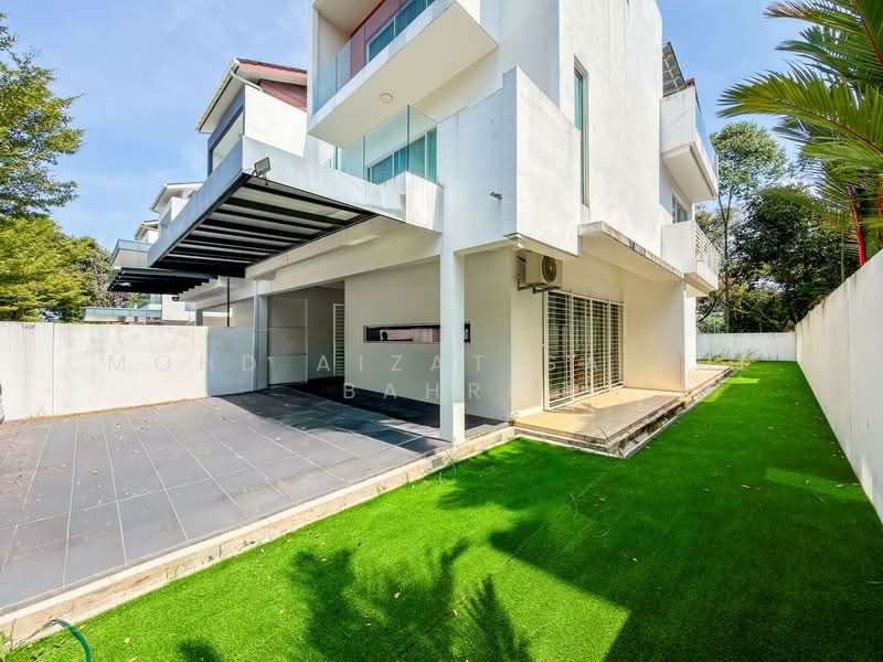 Semi-Detached House for Sale in Laman Bayu Damansara (Petaling Jaya) - Mohd Aizat Saiful Bahri - Exterior - PropertyGuru.com.my