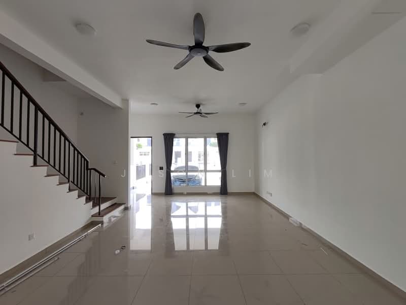 2-storey Terraced House for Rent in Beranang (Selangor) - Jason Lim - Living Room - PropertyGuru.com.my