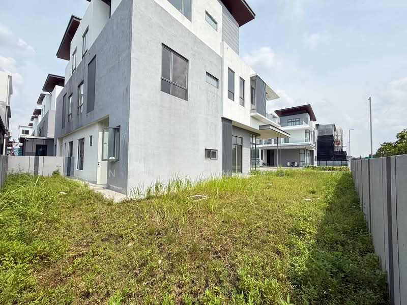 Semi-Detached House for Sale in Kota Kemuning (Shah Alam) - Nana Cheah - Exterior - PropertyGuru.com.my