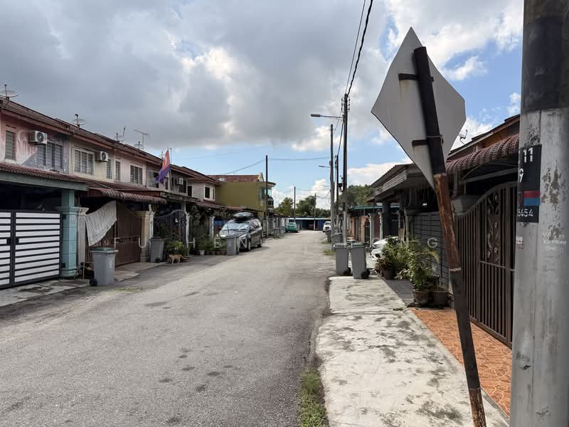 Rumah Teres 2 Tingkat untuk Dijual di Masai (Johor) - Fu Heng Chong - Exterior - PropertyGuru.com.my