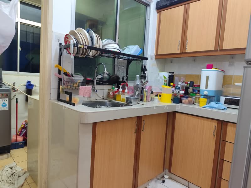 Apartment for Sale at Prima Tiara 1 - Dickson Lau - Kitchen - PropertyGuru.com.my
