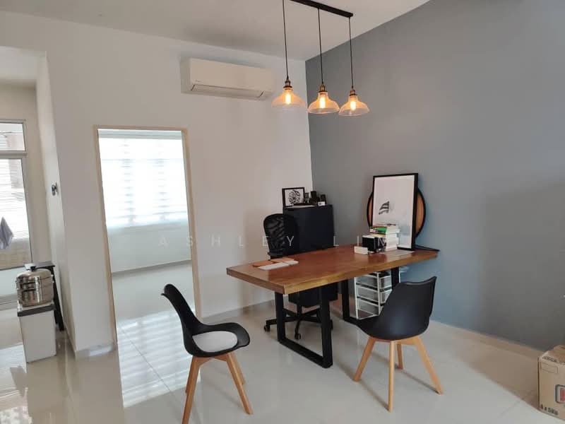 Townhouse for Sale in Ayer Itam (Penang) - Ashley Lim - Study - PropertyGuru.com.my