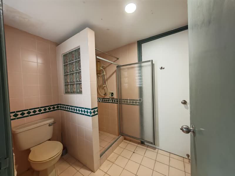 Kondominium untuk Dijual di The Straits View Condominium - Kent Loi - PropertyGuru.com.my