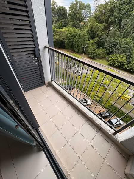 Servis Apartment untuk Disewa di Radia Residences - Alex Tong - Balcony - PropertyGuru.com.my