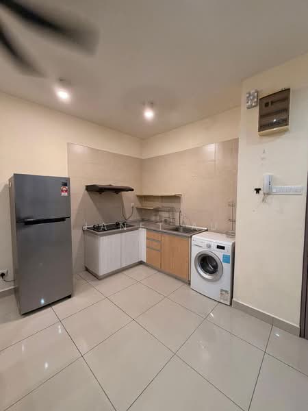 Servis Apartment untuk Disewa di Flexis @ One South - Janet Au - Kitchen - PropertyGuru.com.my