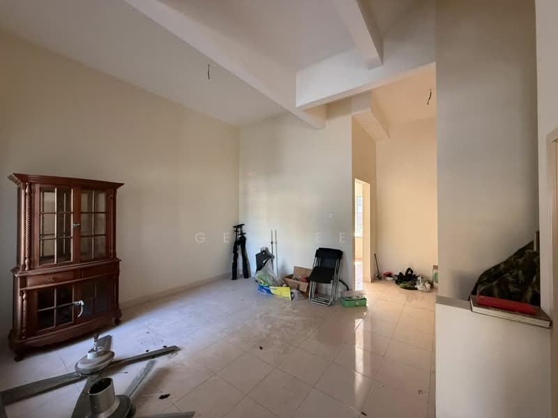 2.5-storey Terraced House for Sale in Ukay Perdana (Ulu Kelang) - GEE Lee - Living Room - PropertyGuru.com.my