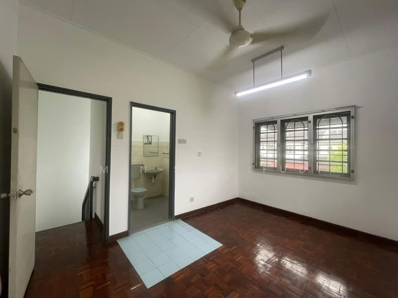 Rumah Teres 2 Tingkat untuk Dijual di Subang Jaya (Selangor) - Salman Sharifudin - PropertyGuru.com.my